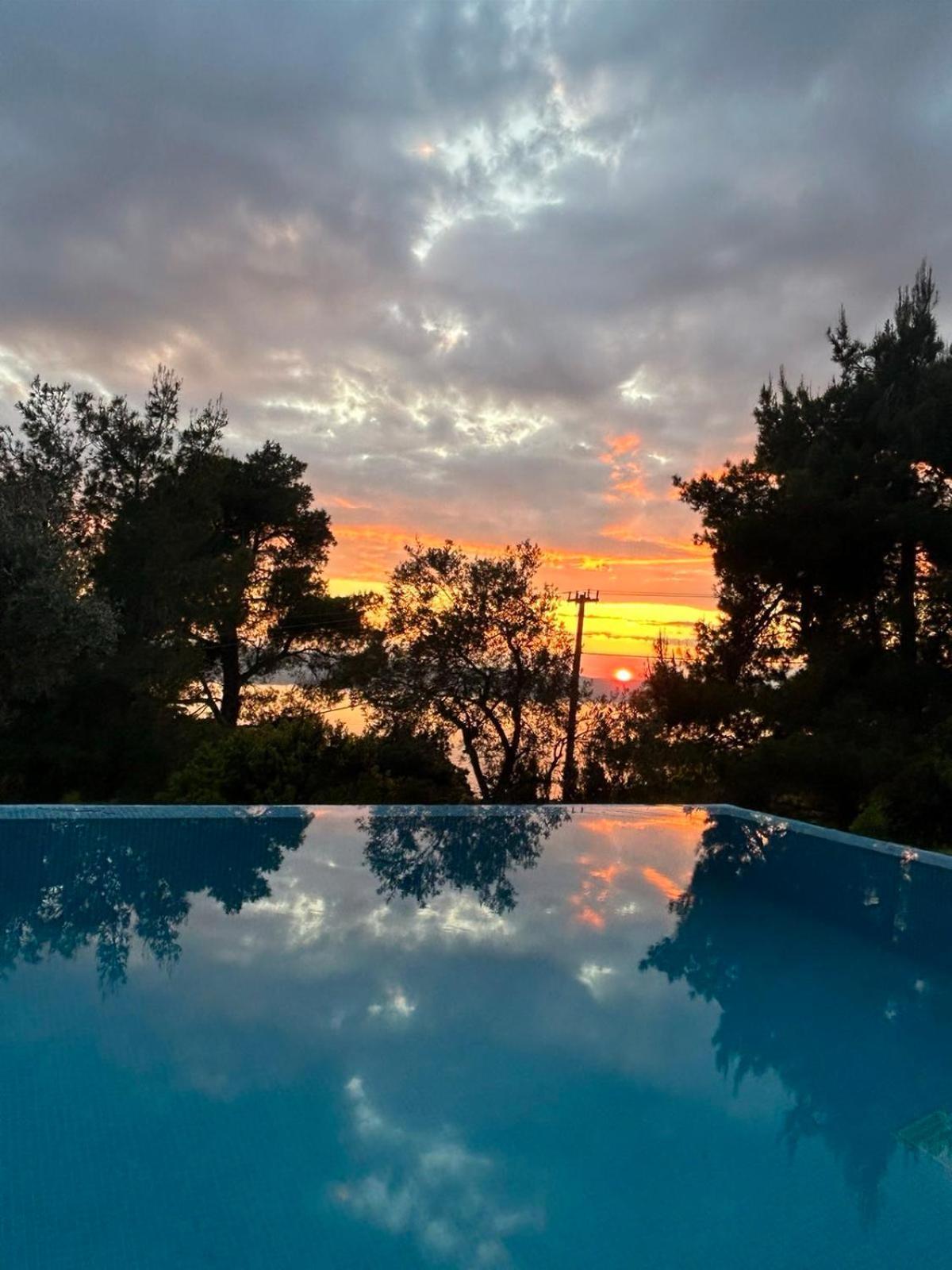 Allure Luxury Villas 3&4 Serenity Retreat Moni Evaggelistrias Dış mekan fotoğraf